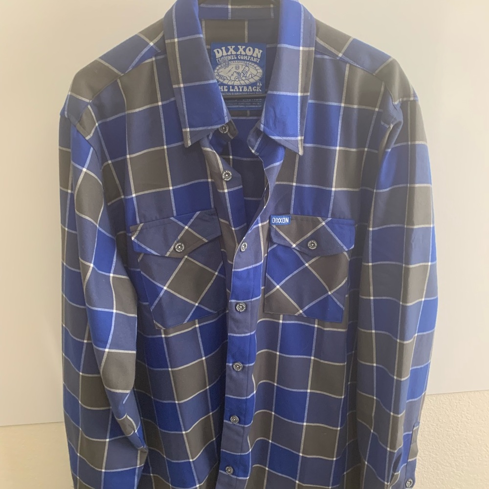 Men’s dixxon flannel size Xl